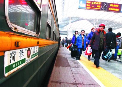青島綠皮車將結(jié)束歷史使命 最后一次效力春運