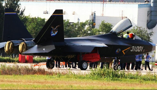 資料圖：中國殲-31戰(zhàn)機。