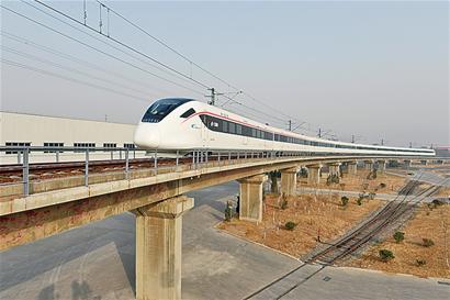 青島2012年度十大經(jīng)濟(jì)、民生事件
